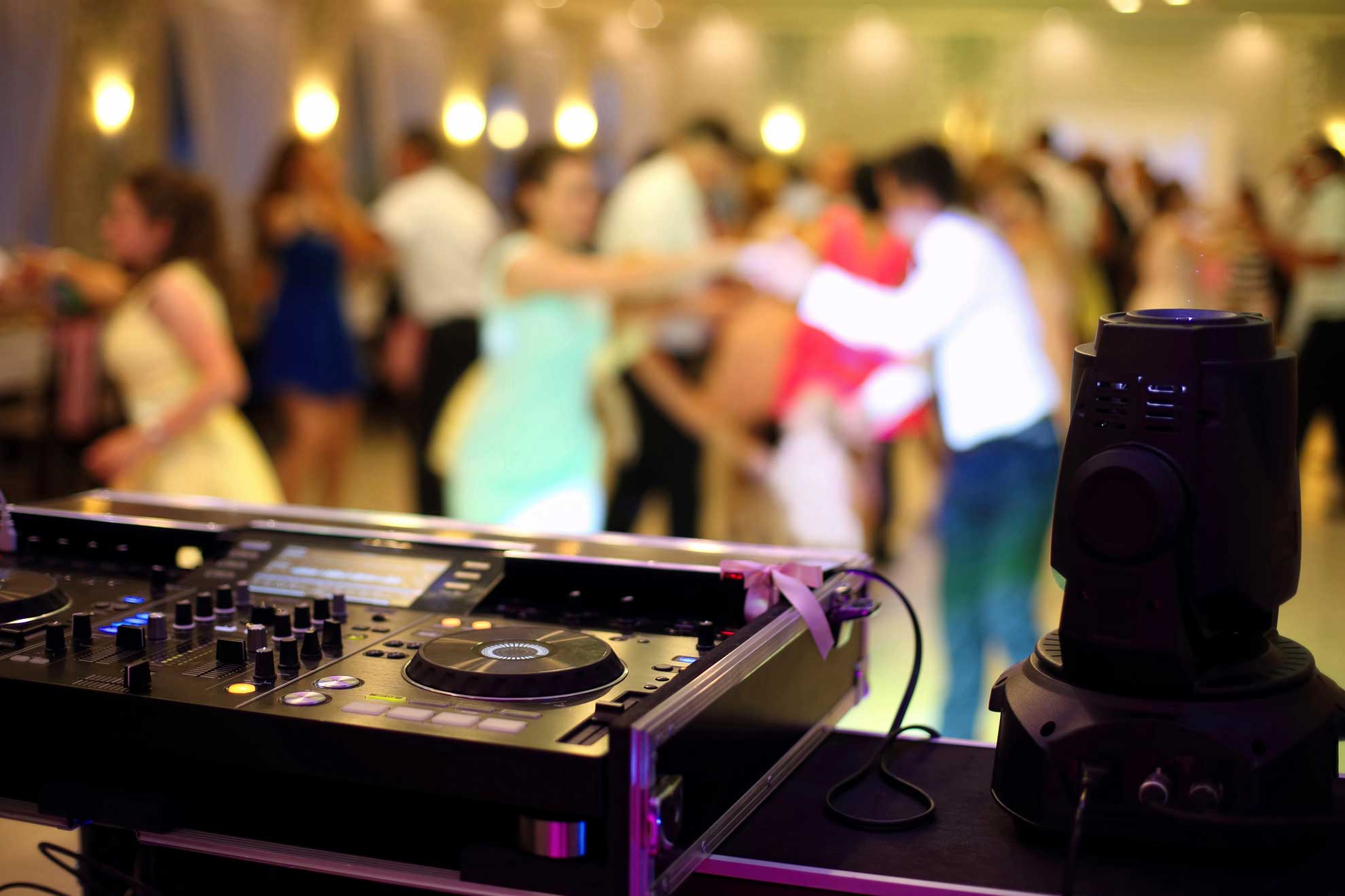 Tips DJ di Acara Wedding dan Event Privat