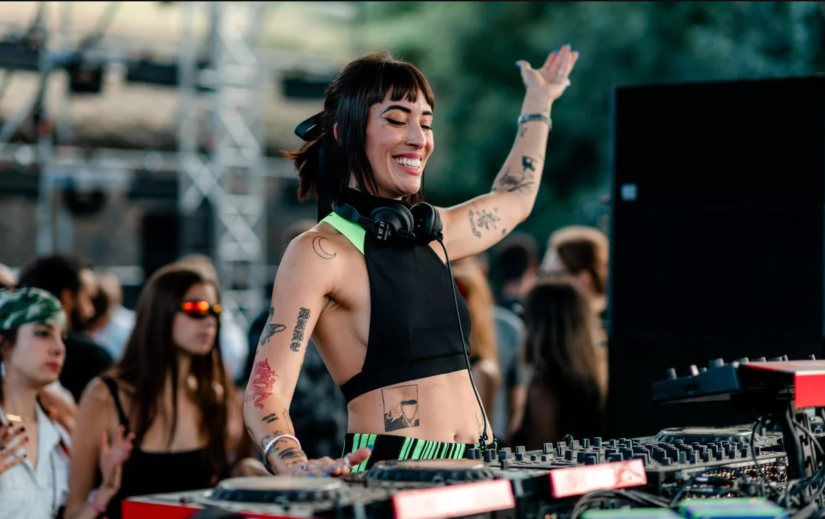 Tren DJ 2026: Masa Depan Musik Elektronik Global